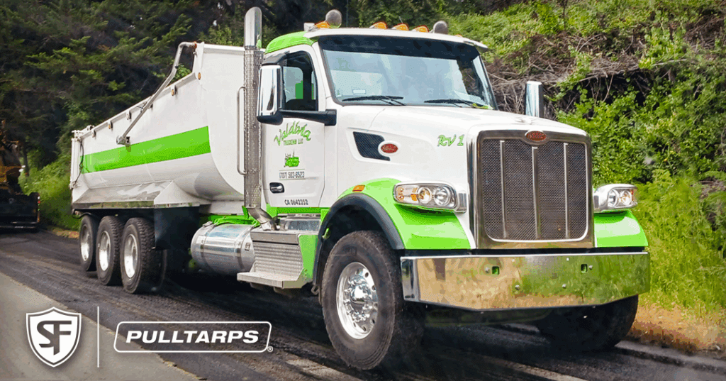 Valdivia, dump truck, hauling